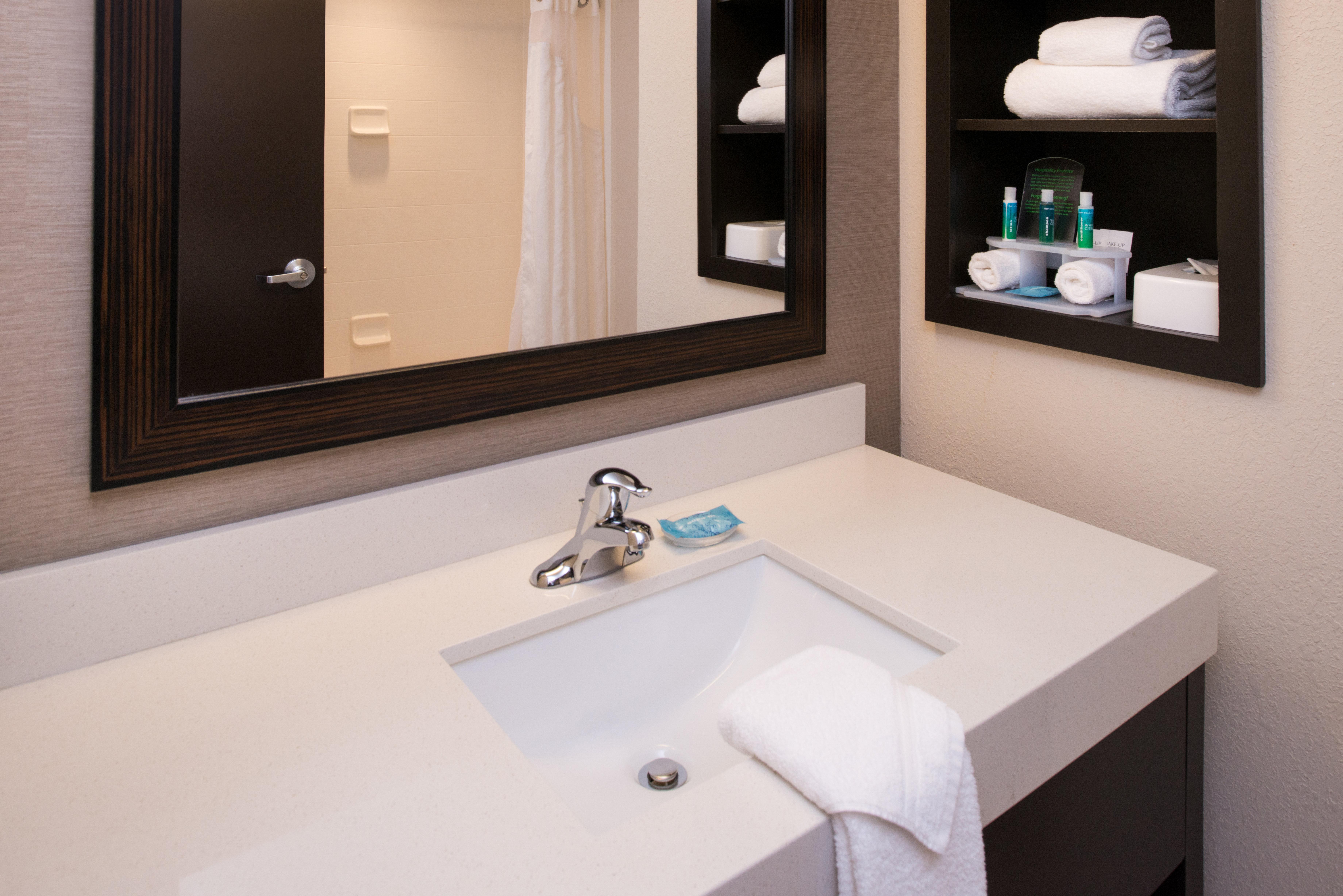 Holiday Inn Express & Suites Monroe By Ihg Bagian luar foto