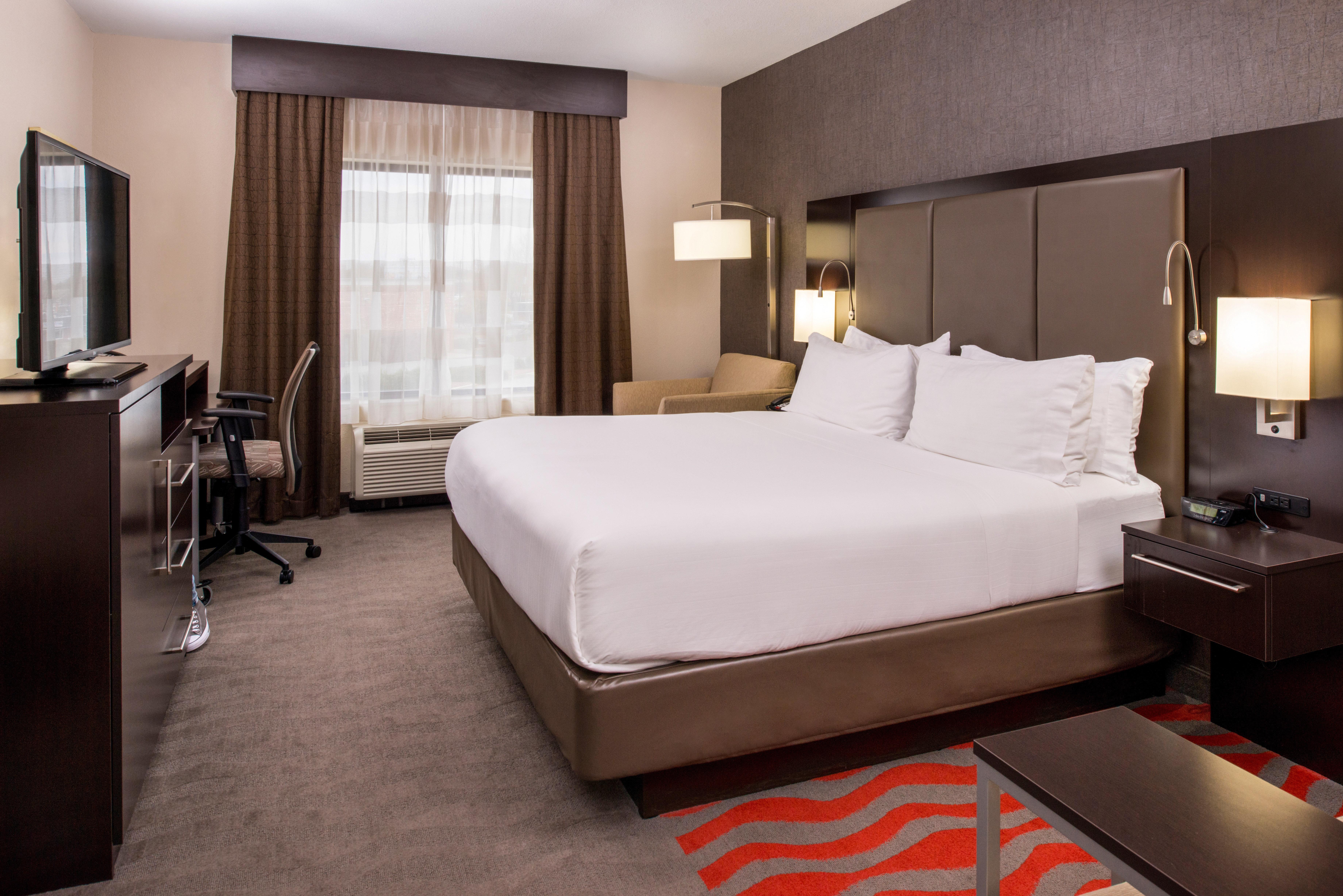 Holiday Inn Express & Suites Monroe By Ihg Bagian luar foto