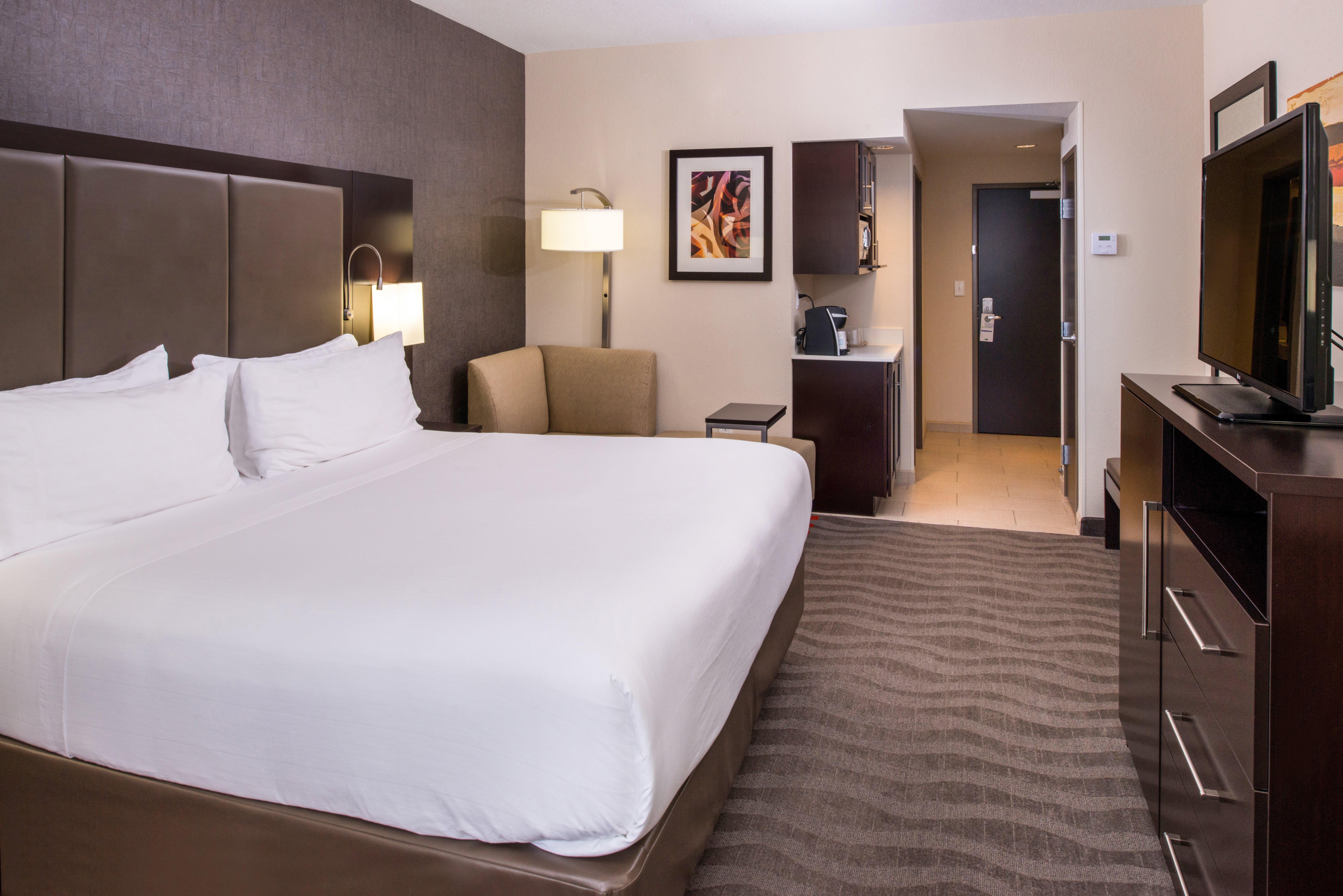 Holiday Inn Express & Suites Monroe By Ihg Bagian luar foto