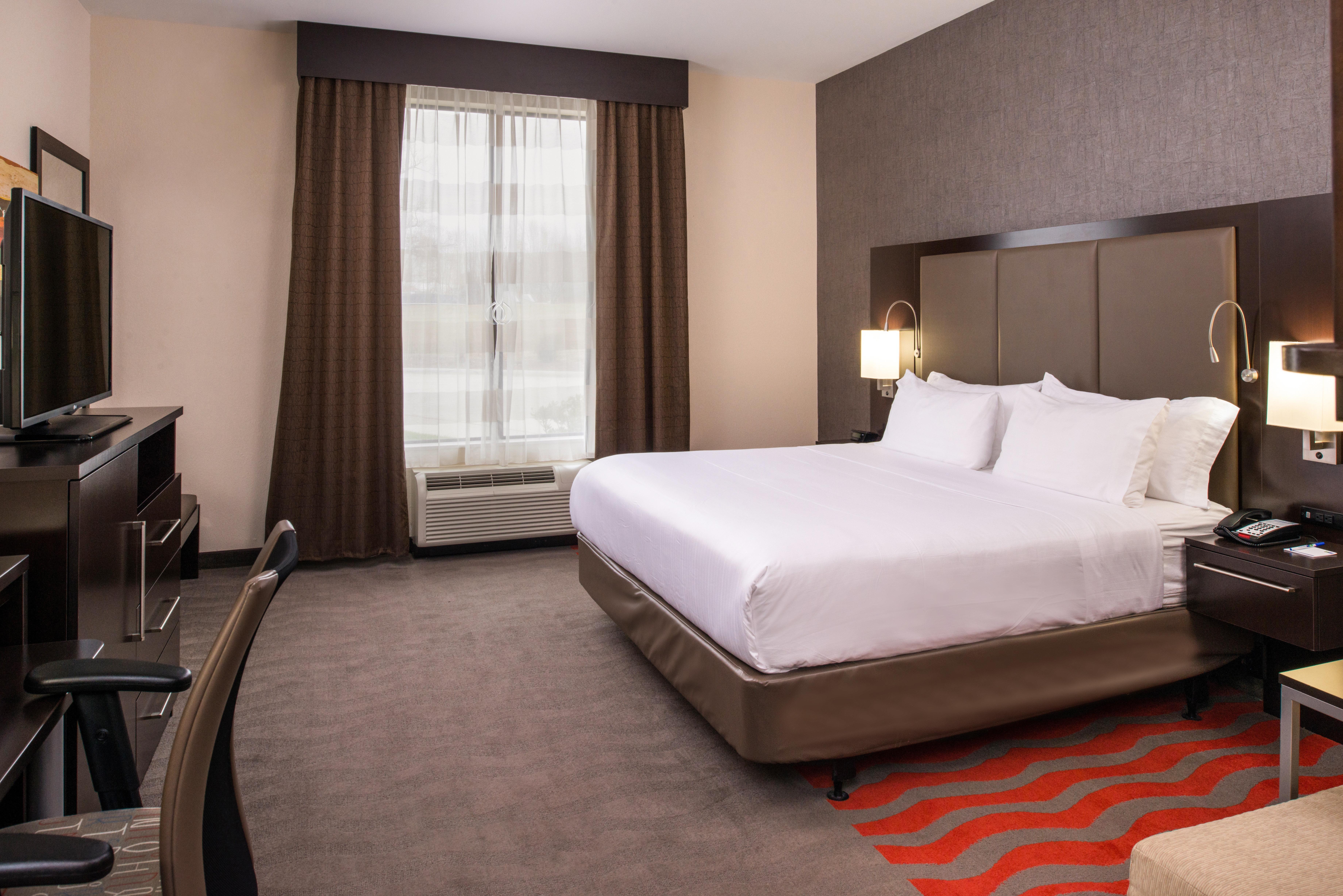 Holiday Inn Express & Suites Monroe By Ihg Bagian luar foto