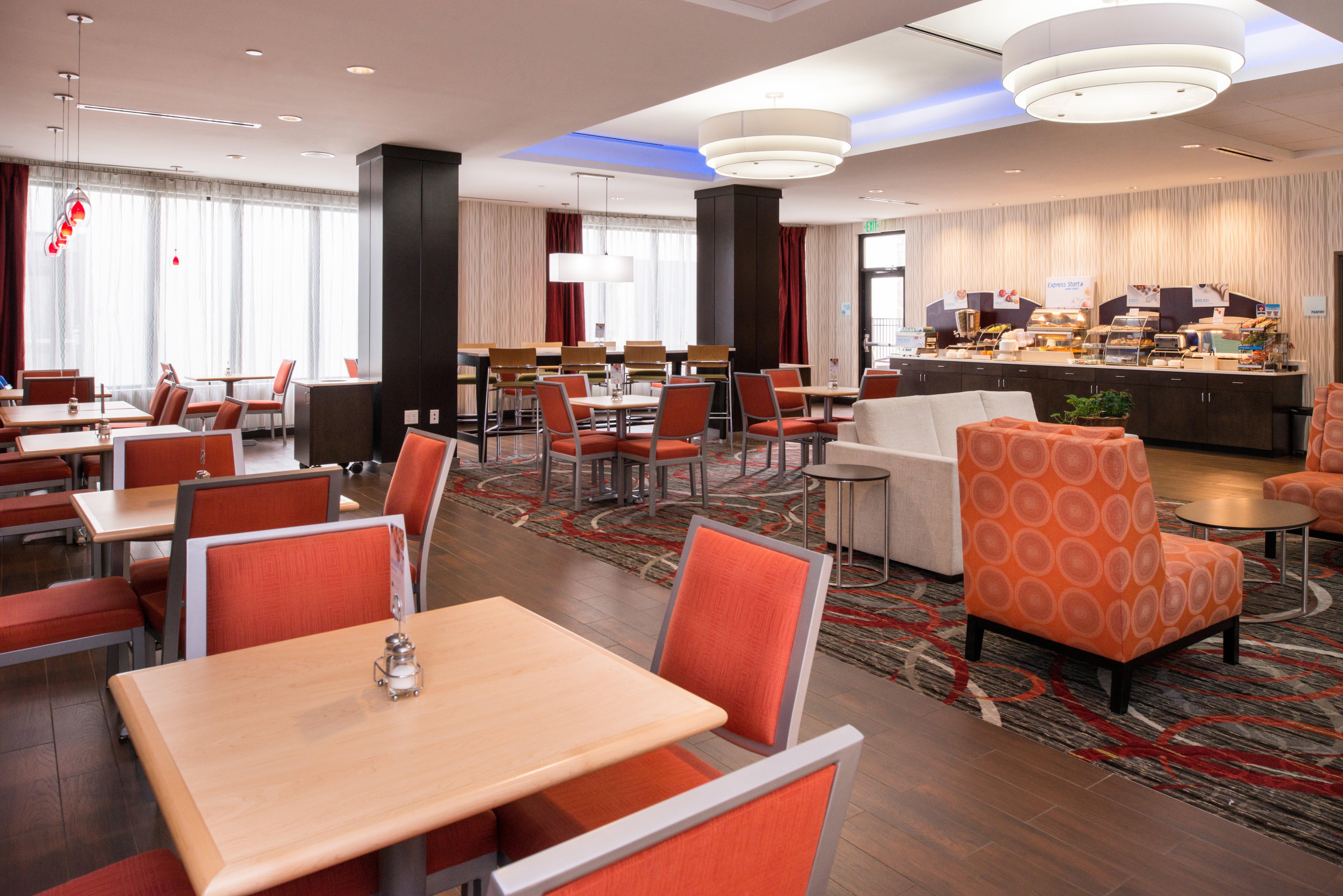 Holiday Inn Express & Suites Monroe By Ihg Bagian luar foto